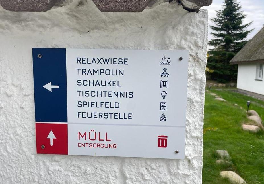 Reetferienhaus - Schaprode Hafen エクステリア 写真